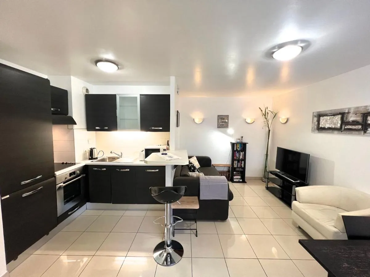 Sunlight Properties - Mirage - Central Nice With Parking And Terrace